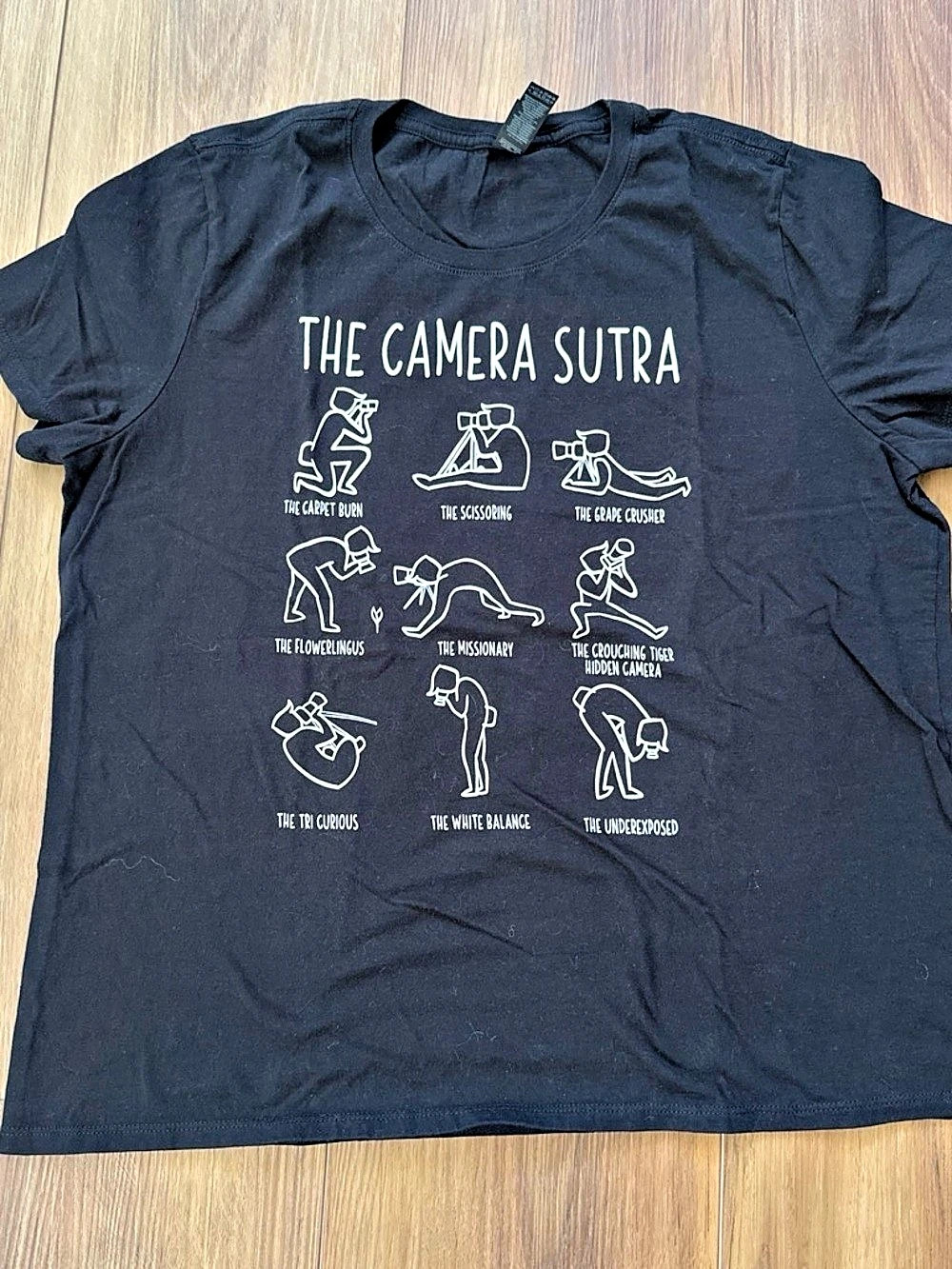 Gildan Camera Sutra Graphic Tee Black XL